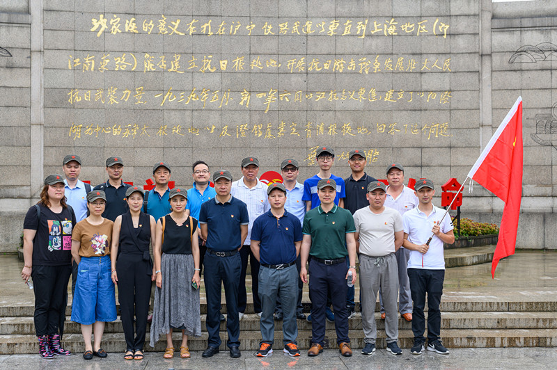 麥點彩印黨支部開展“重溫誓詞，不忘初心，牢記使命”主題黨日活動