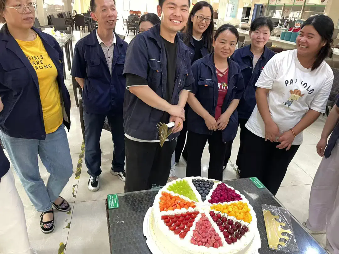 麥點(diǎn)彩印 5 月員工生日會(huì) | 粽情端午，“香” 遇美好時(shí)光